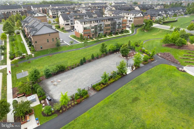 $835,000 | 43405 Charitable Street, Ashburn, VA 20148