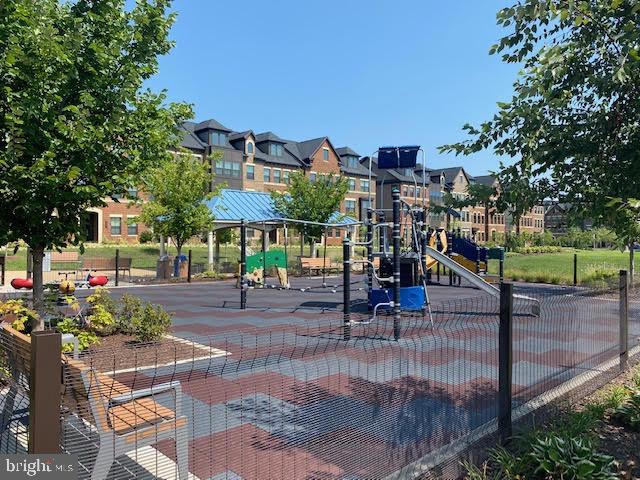 43405 Charitable Street Ashburn, VA 20148 - Photo 9 of 10 1 of 2 Tot lots/playgrounds