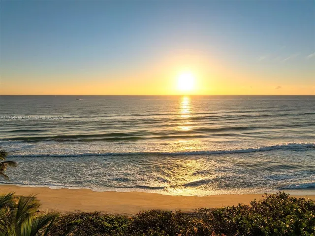 $30,000,000 | 1091 Hillsboro Mile, Hillsboro Beach, FL 33062