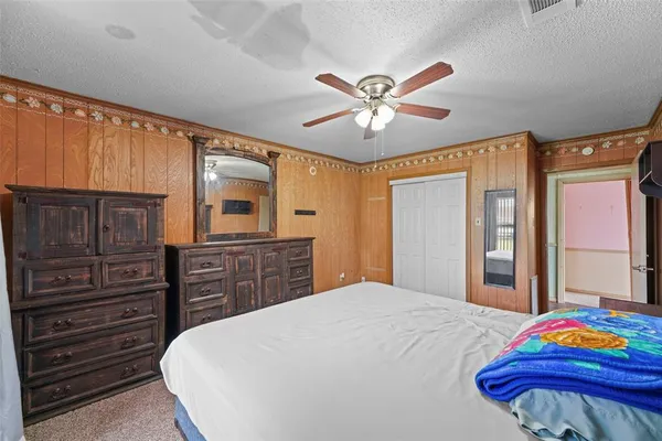 $1,600 | 411 County Road 3609, Edgewood, TX 75117