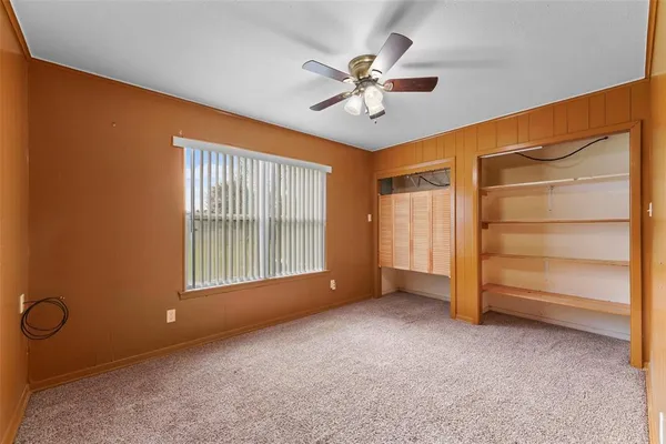 $1,600 | 411 County Road 3609, Edgewood, TX 75117