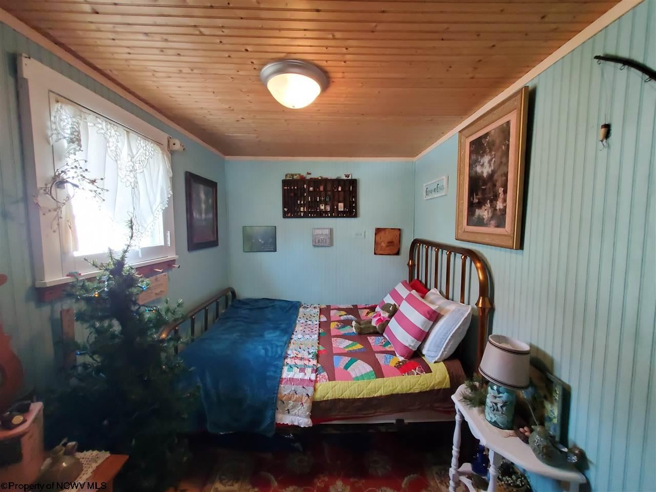 1396 Crystal Lake Road West Union, WV 26456 - Photo 16 of 24 Gallery Image 16