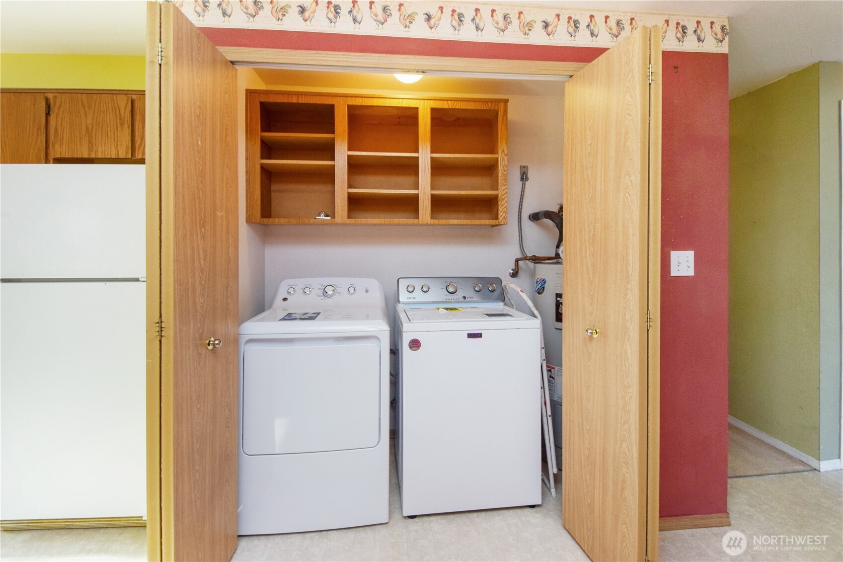 221 East 5th Street Union, WA 98592 - Photo 21 of 32 a utility room with dryer and washer