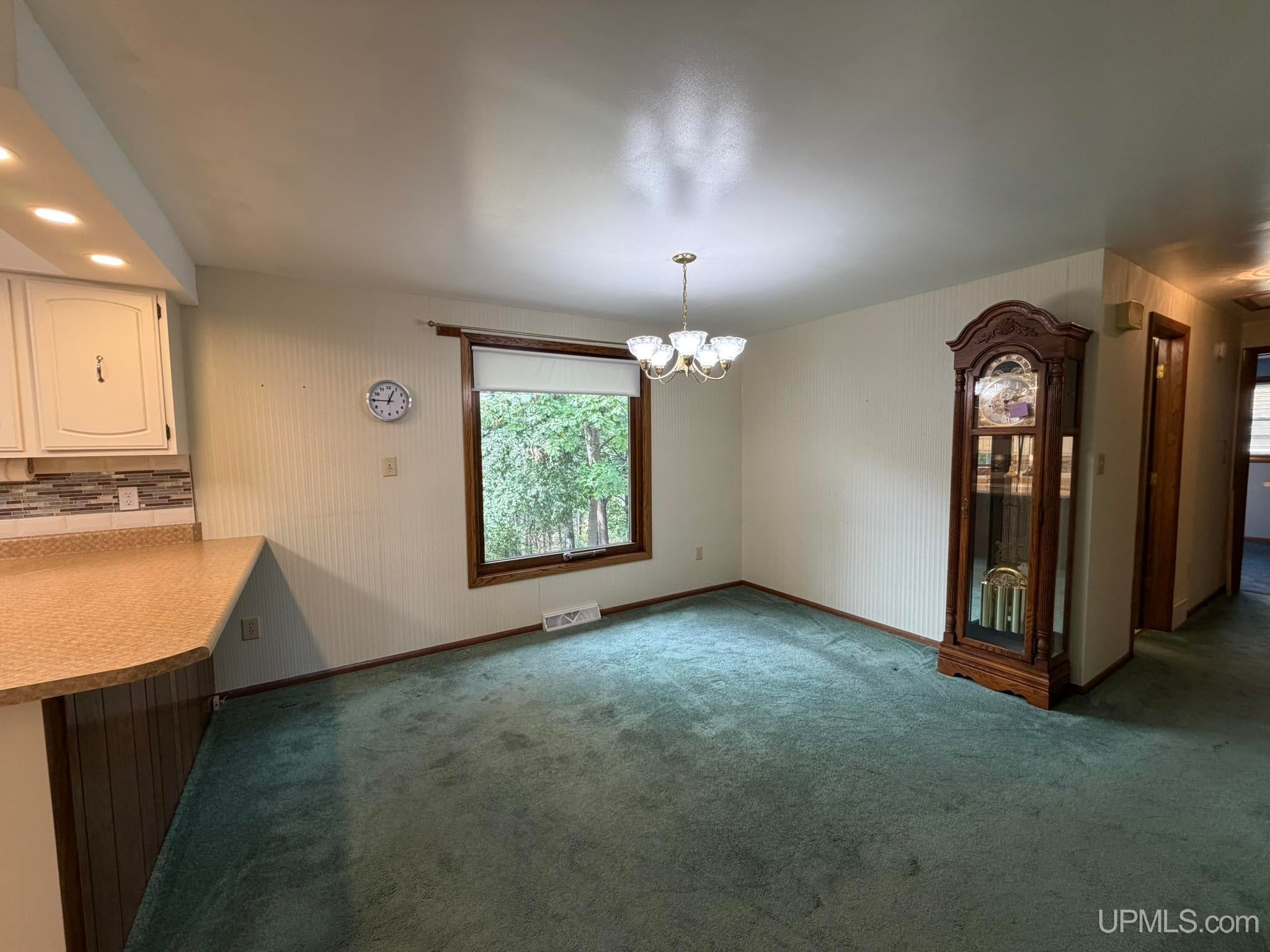 813 Turner Road Kingsford, MI 49802 - Photo 7 of 36 Gallery Image 7