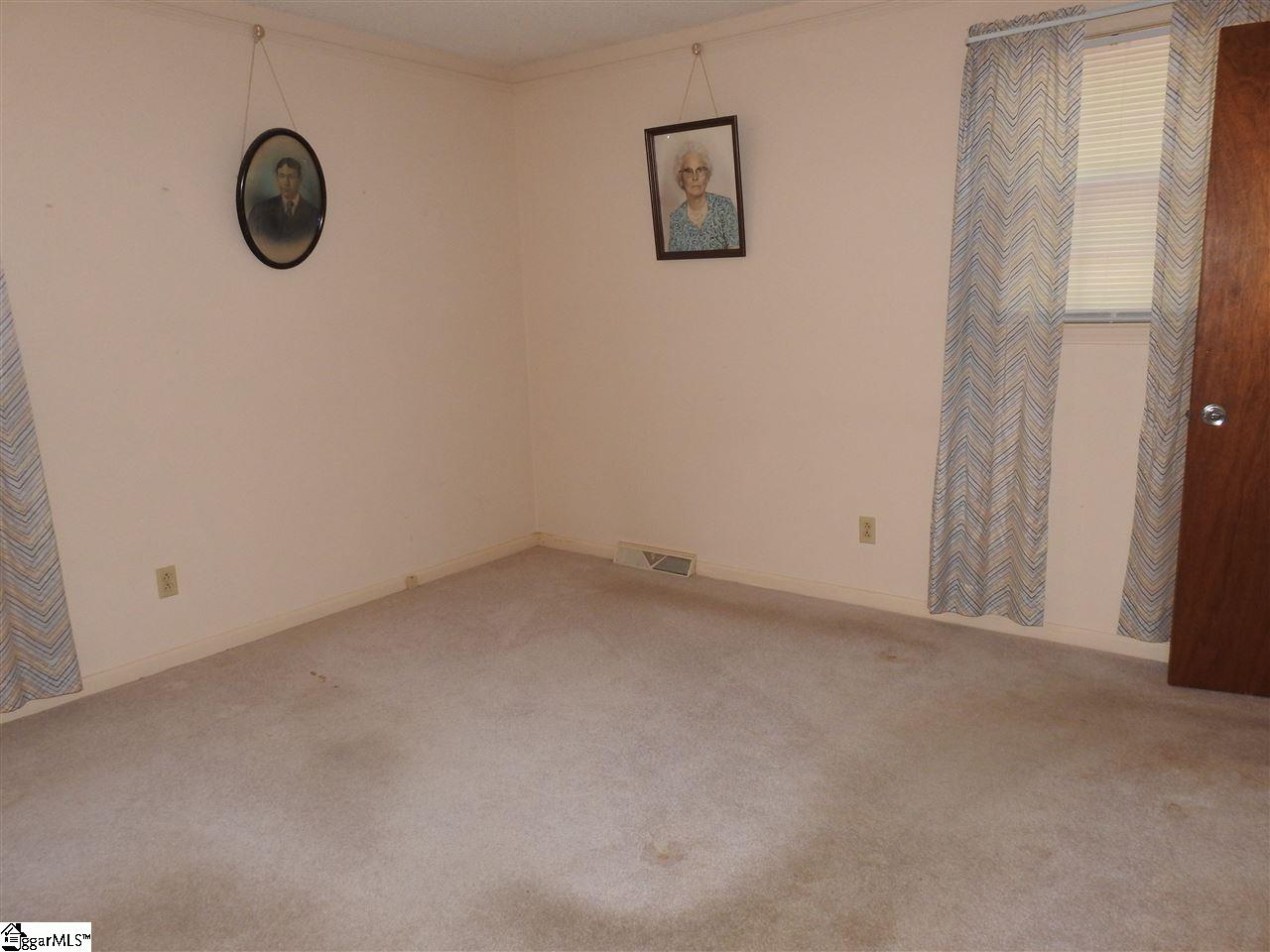 418 Fairview Road Laurens, SC 29360 - Photo 8 of 13 Gallery Image 8