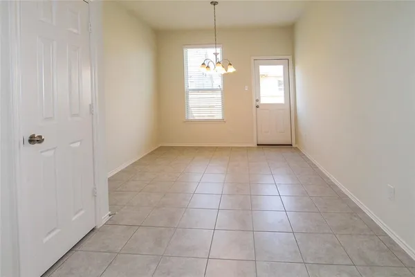 $1,800 | 259 Silktassel Way, Buda, TX 78610