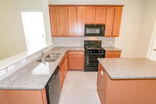 $1,800 | 259 Silktassel Way, Buda, TX 78610