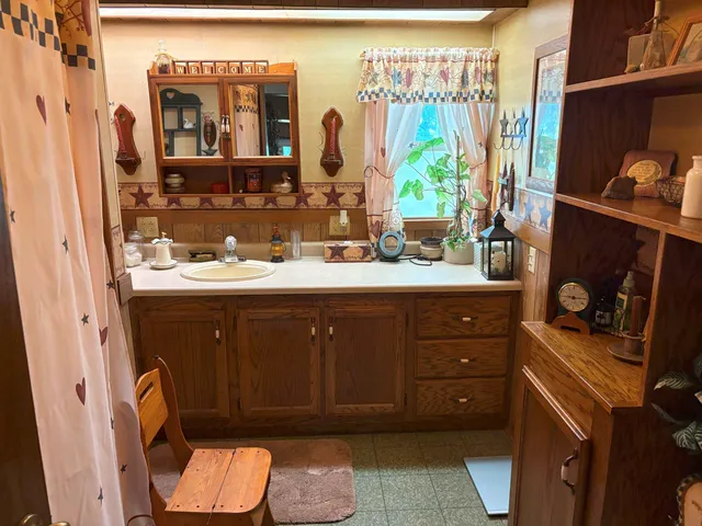 $175,000 | W4462 Old Green Lake Road, Princeton, WI 54968