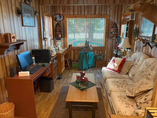 $175,000 | W4462 Old Green Lake Road, Princeton, WI 54968