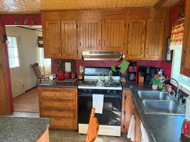 $175,000 | W4462 Old Green Lake Road, Princeton, WI 54968