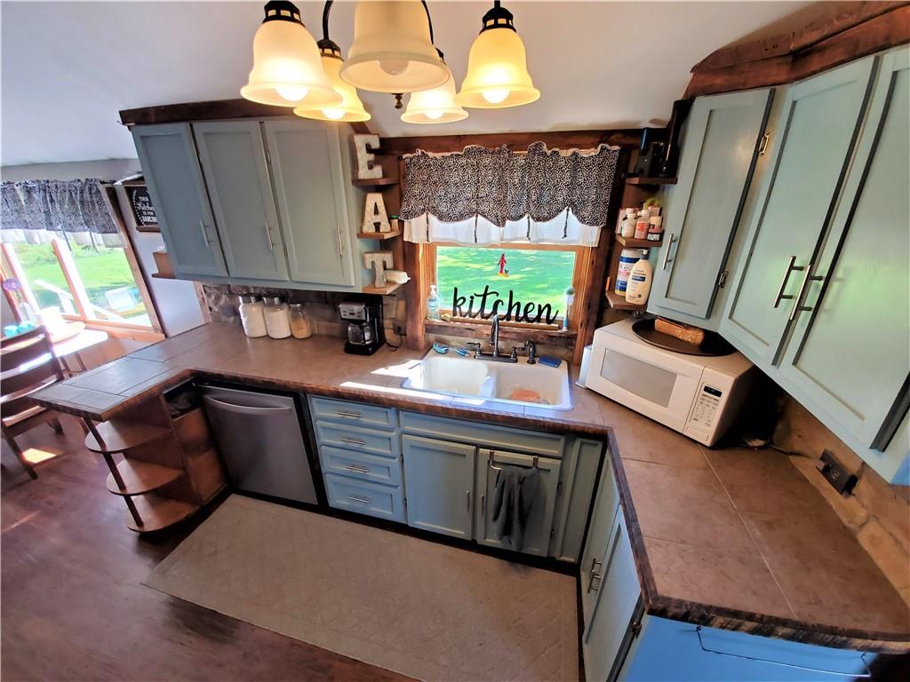 630 Columbiana Road Bessemer, PA 16112 - Photo 6 of 22 Gallery Image 6