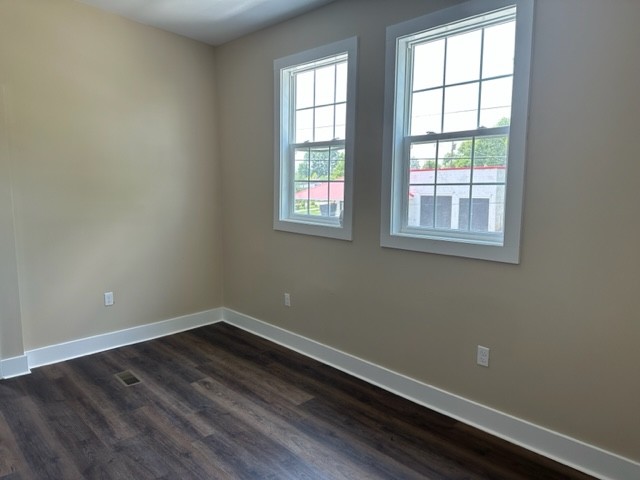 10267 Viola Road Morrison, TN 37357 - Photo 28 of 34 an empty room with a window