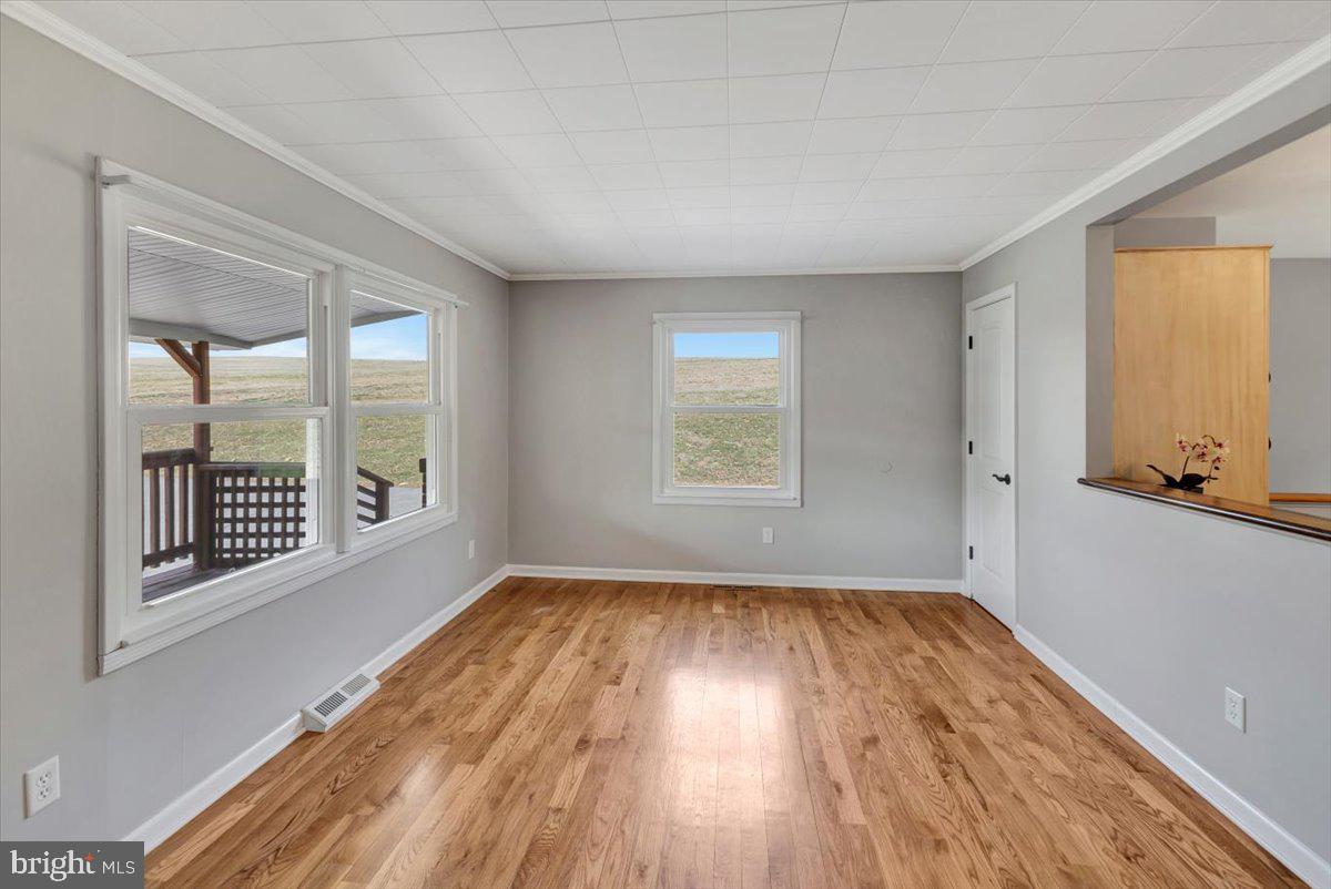 5705 Cabbage Spring Road Mount Airy, MD 21771 - Photo 14 of 37 Gallery Image 14