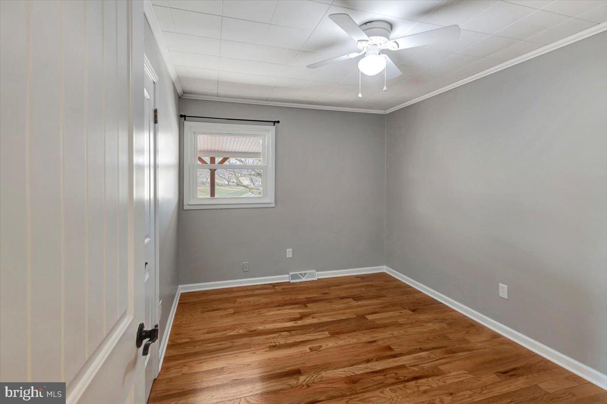5705 Cabbage Spring Road Mount Airy, MD 21771 - Photo 16 of 37 Gallery Image 16