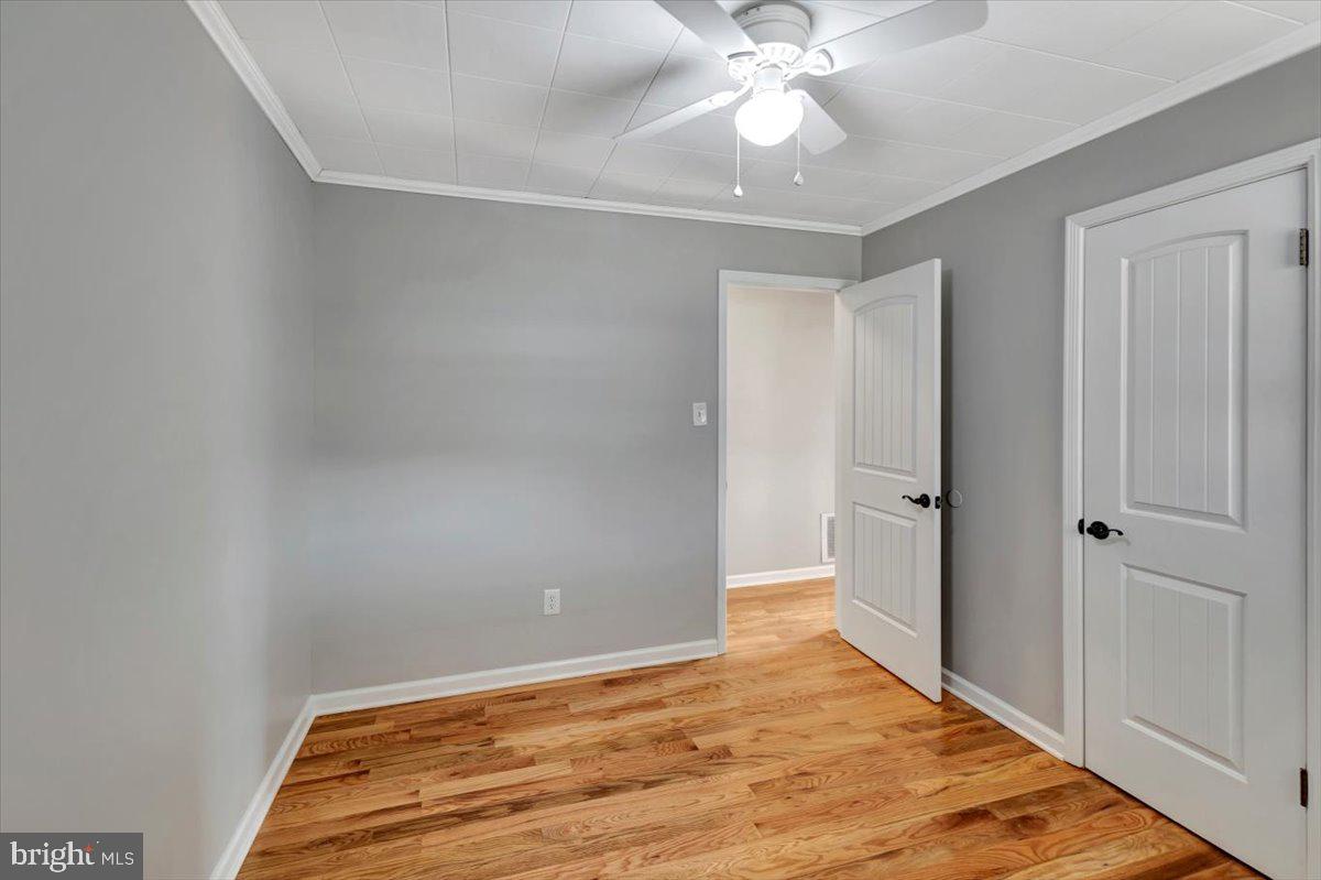 5705 Cabbage Spring Road Mount Airy, MD 21771 - Photo 17 of 37 Gallery Image 17