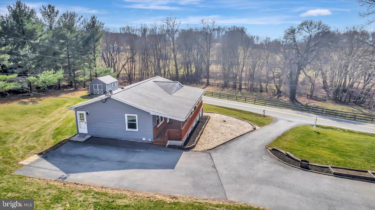 5705 Cabbage Spring Road Mount Airy, MD 21771 - Photo 29 of 37 Gallery Image 29