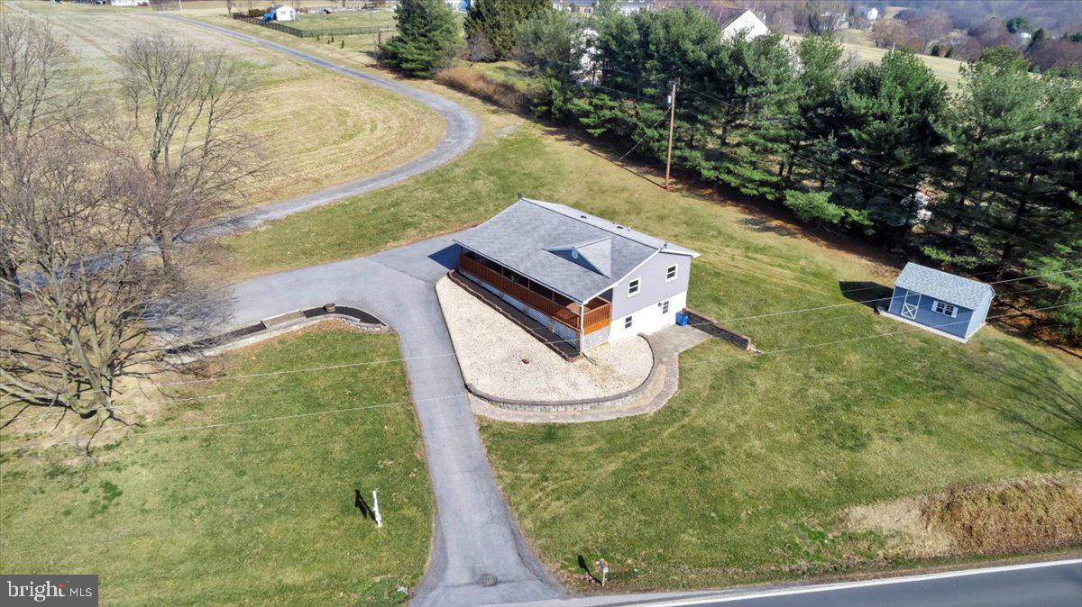 5705 Cabbage Spring Road Mount Airy, MD 21771 - Photo 3 of 37 Gallery Image 3