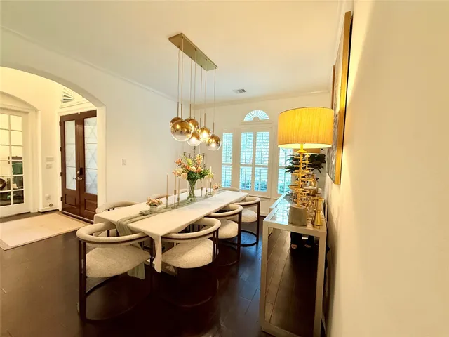 $4,900 | 5707 Avon Landing Lane, Sugar Land, TX 77479