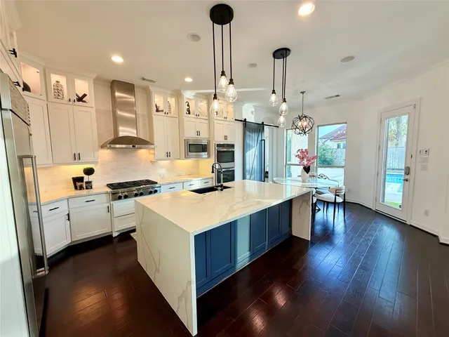 $4,900 | 5707 Avon Landing Lane, Sugar Land, TX 77479