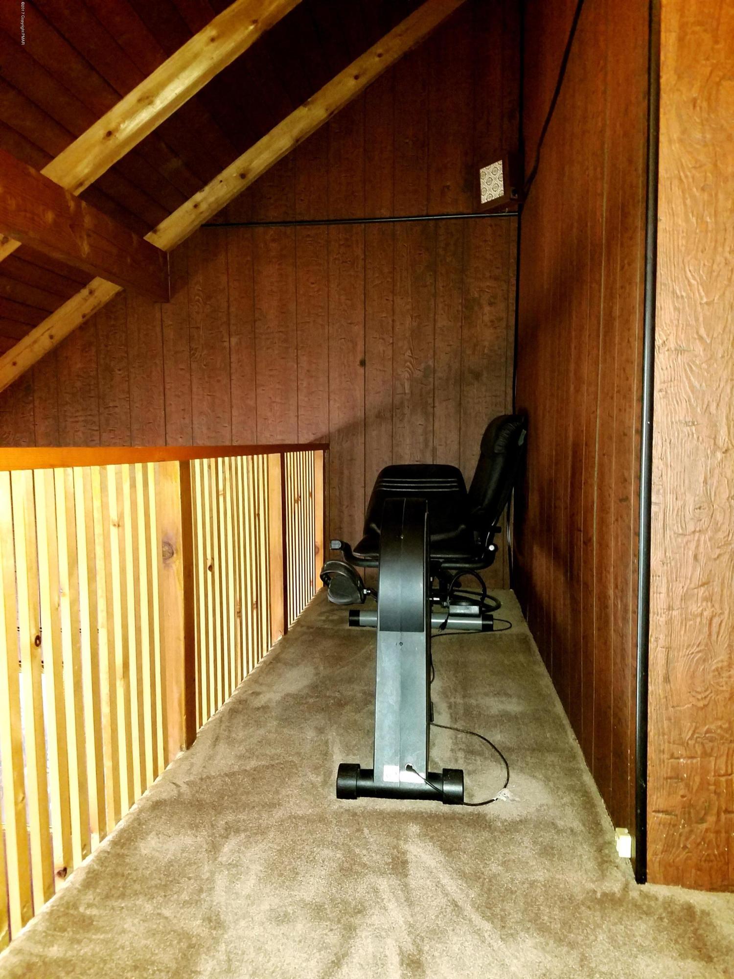 4525 Pine Ridge Drive West Bushkill, PA 18324 - Photo 20 of 29 Upstairs Area