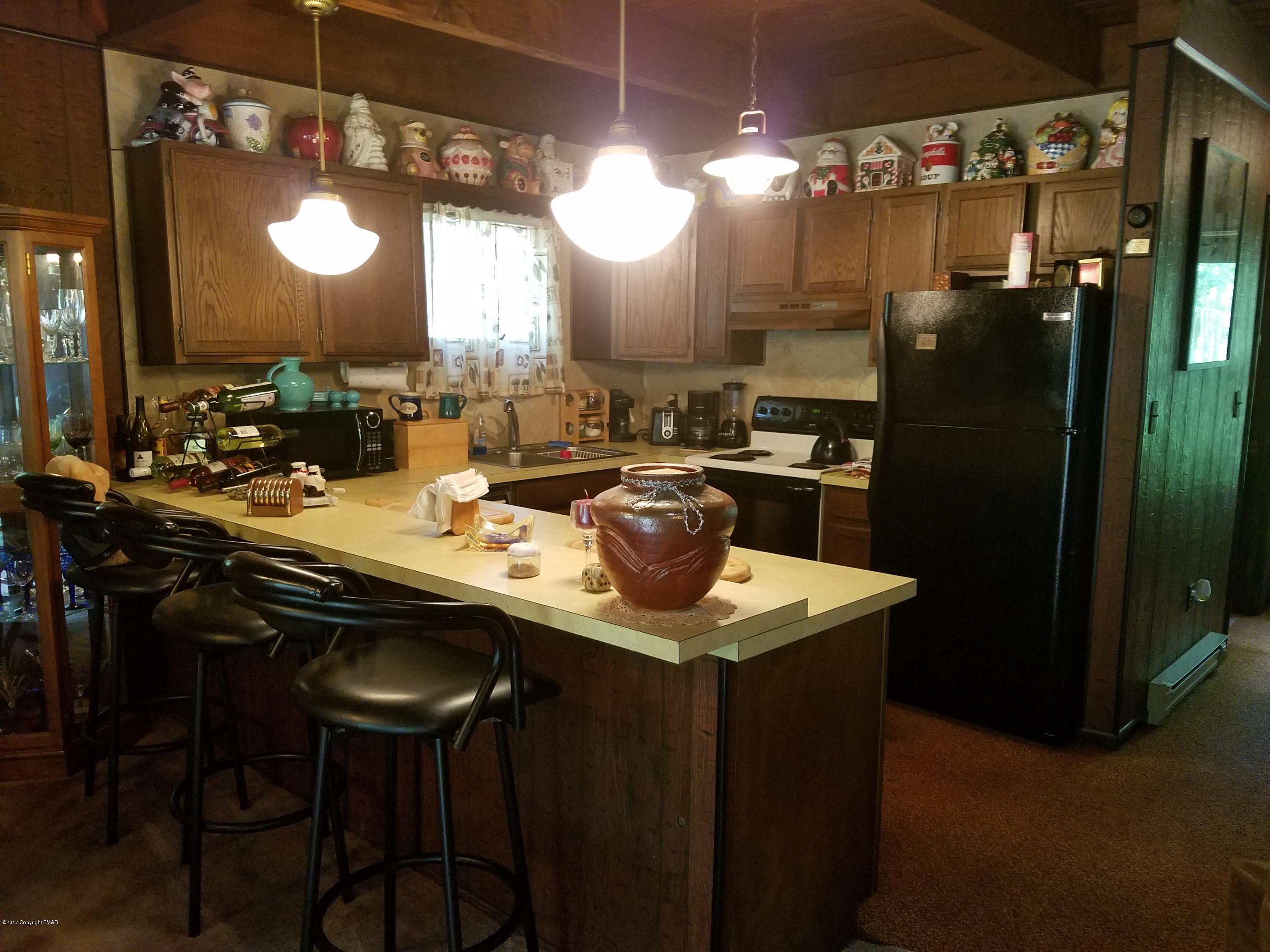 4525 Pine Ridge Drive West Bushkill, PA 18324 - Photo 6 of 29 20170620_150409
