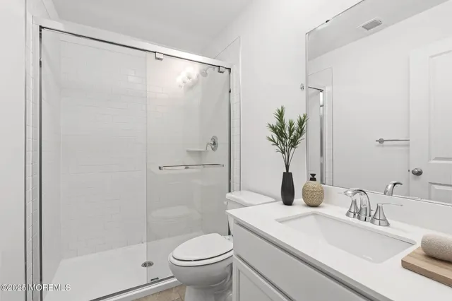 $949,000 | 4 Carlisle Court, Holmdel, NJ 07733