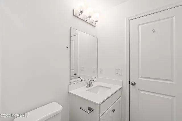 $949,000 | 4 Carlisle Court, Holmdel, NJ 07733