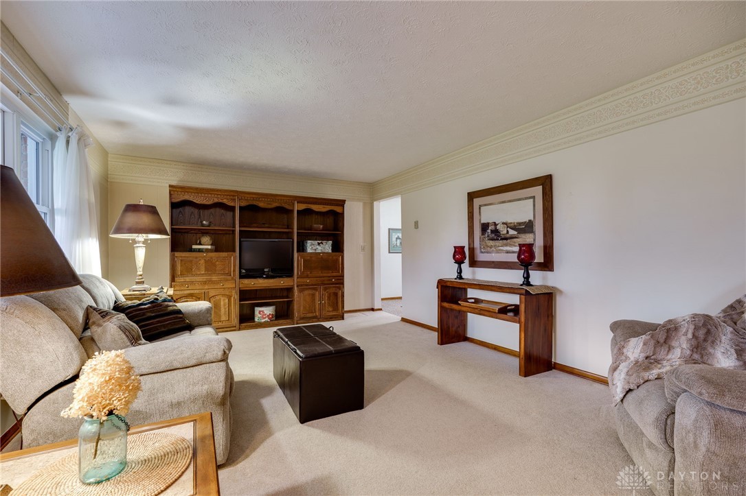 775 Van Eaton Road Xenia, OH 45385 - Photo 9 of 63 Gallery Image 9