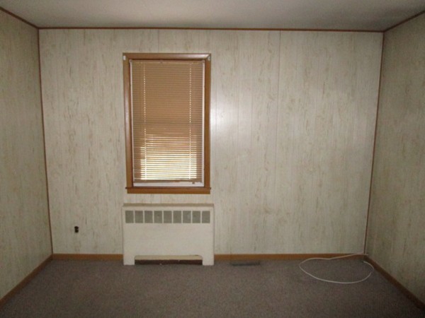 51 Edgemere Road Pawtucket, RI 02861 - Photo 7 of 14 Gallery Image 7