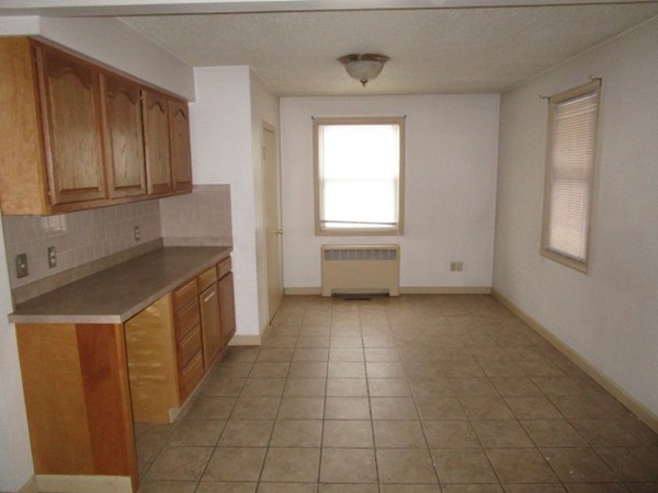 51 Edgemere Road Pawtucket, RI 02861 - Photo 8 of 14 Gallery Image 8