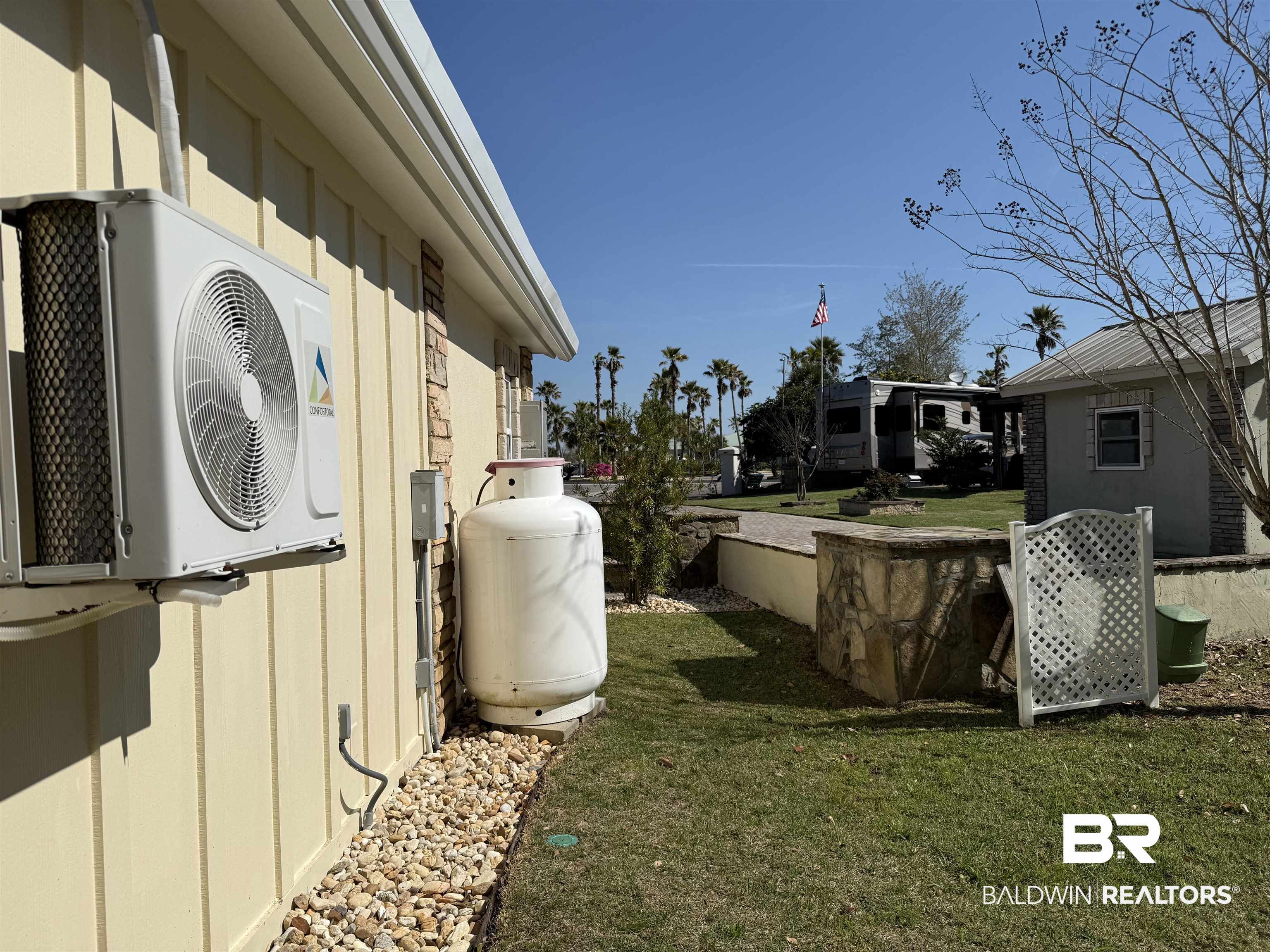 28114 Preserve Trail, Unit 190 Elberta, AL 36530 - Photo 14 of 69 View of grassy yard
