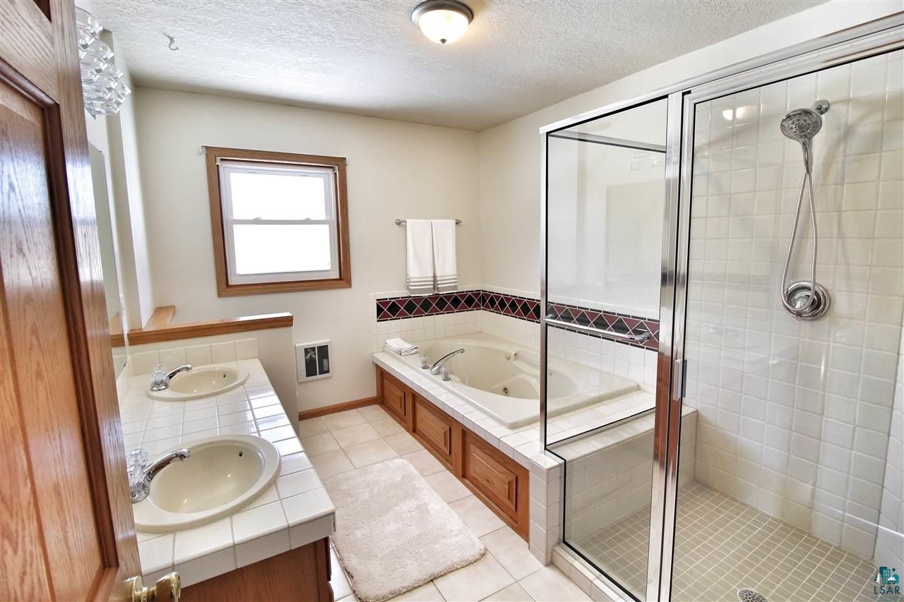 4031 5 Corners Road Hermantown, MN 55811 - Photo 20 of 34 Master Bath