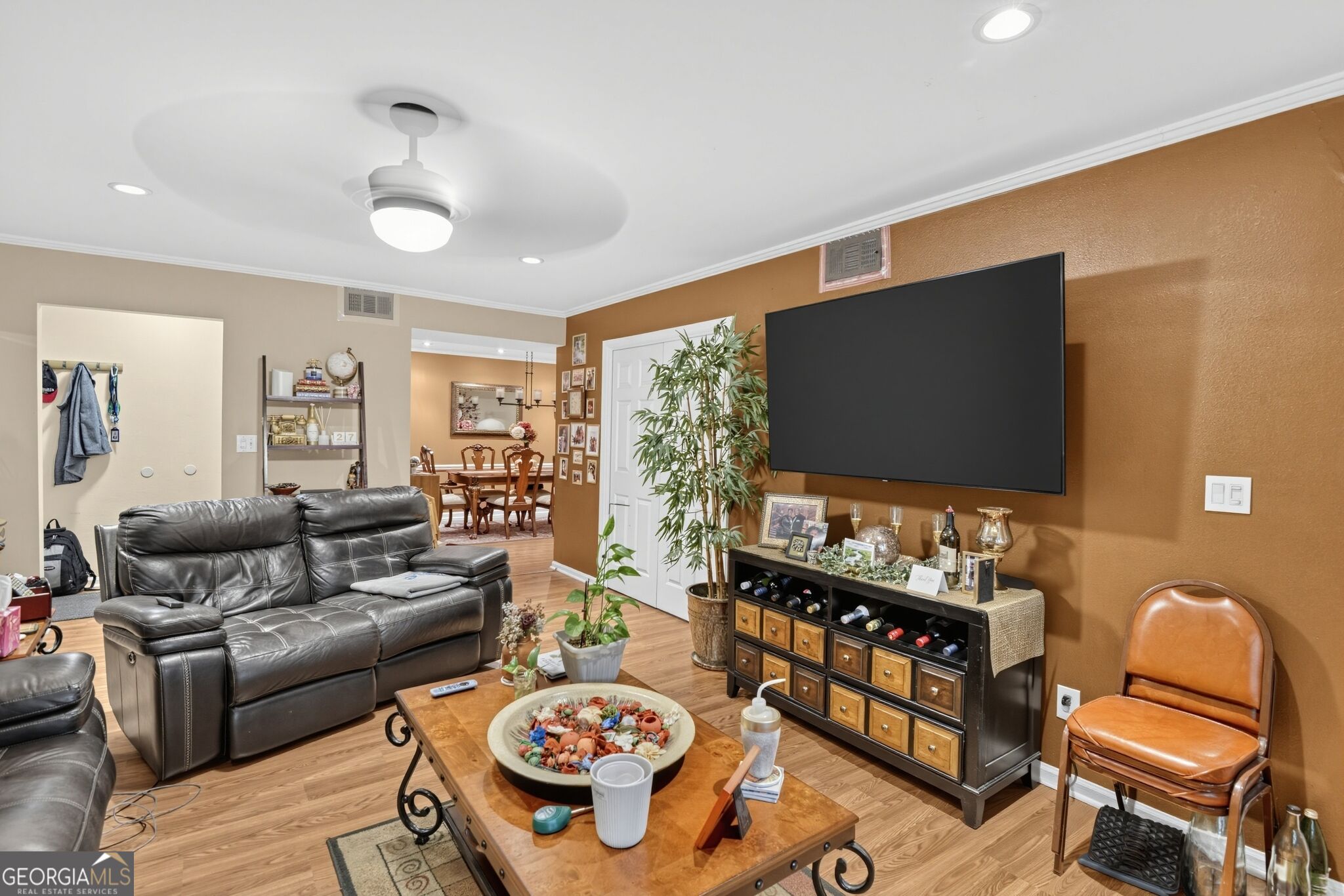 6851 Roswell Road, Unit Q 8 Sandy Springs, GA 30328 - Photo 6 of 28 Gallery Image 6