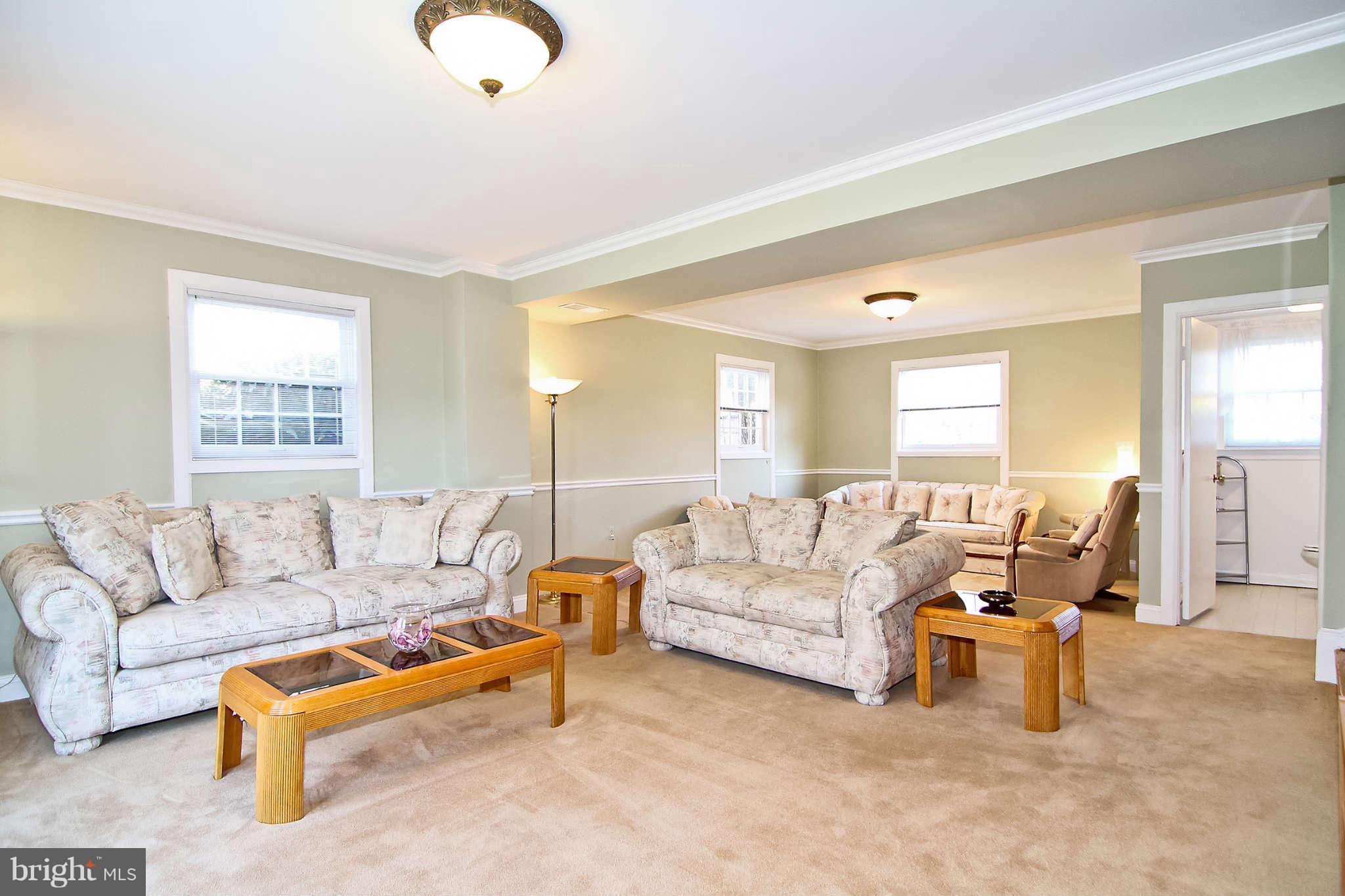 6511 Winnepeg Road Bethesda, MD 20817 - Photo 26 of 30 Family Room