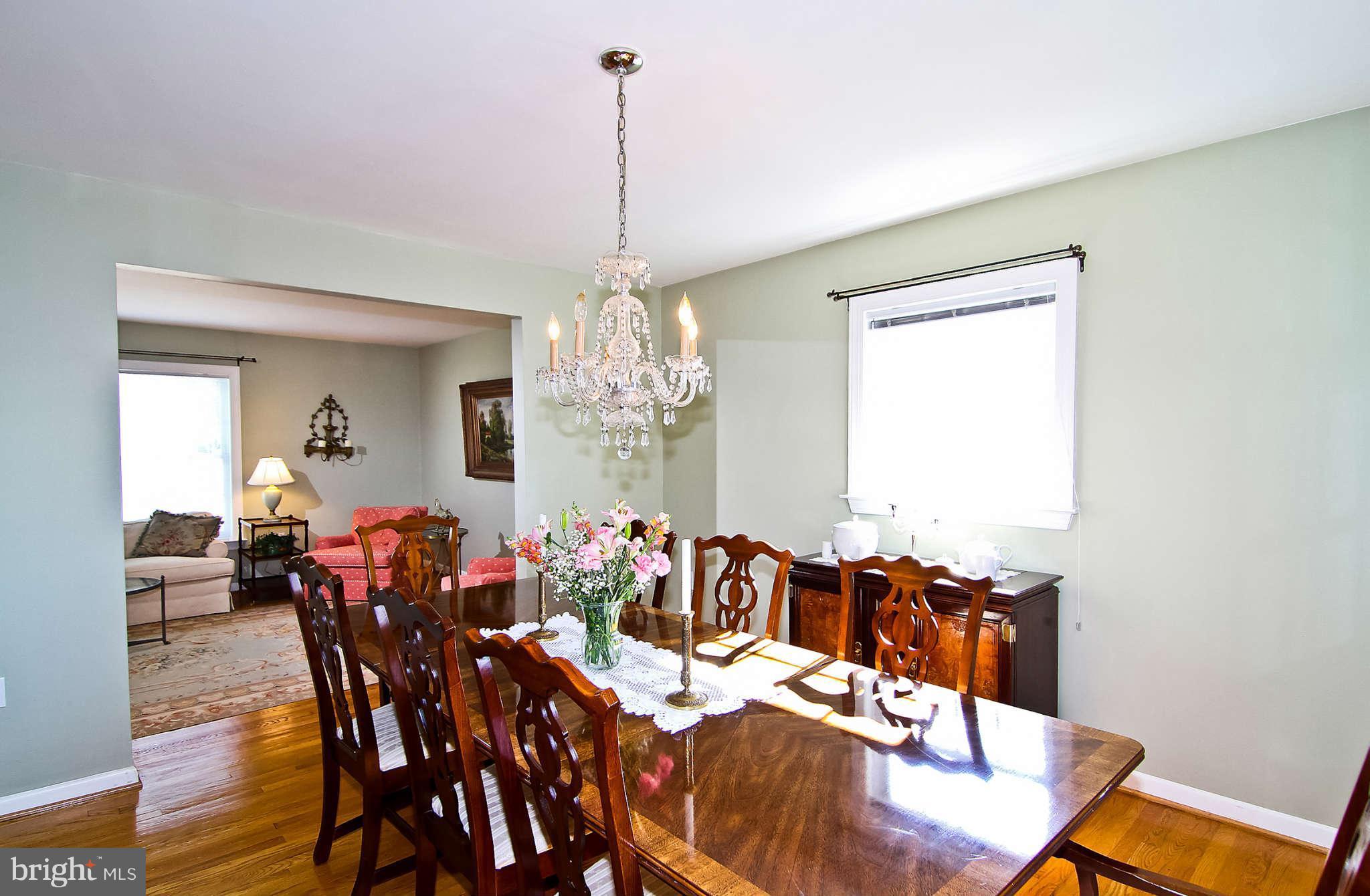 6511 Winnepeg Road Bethesda, MD 20817 - Photo 6 of 30 Dining Room