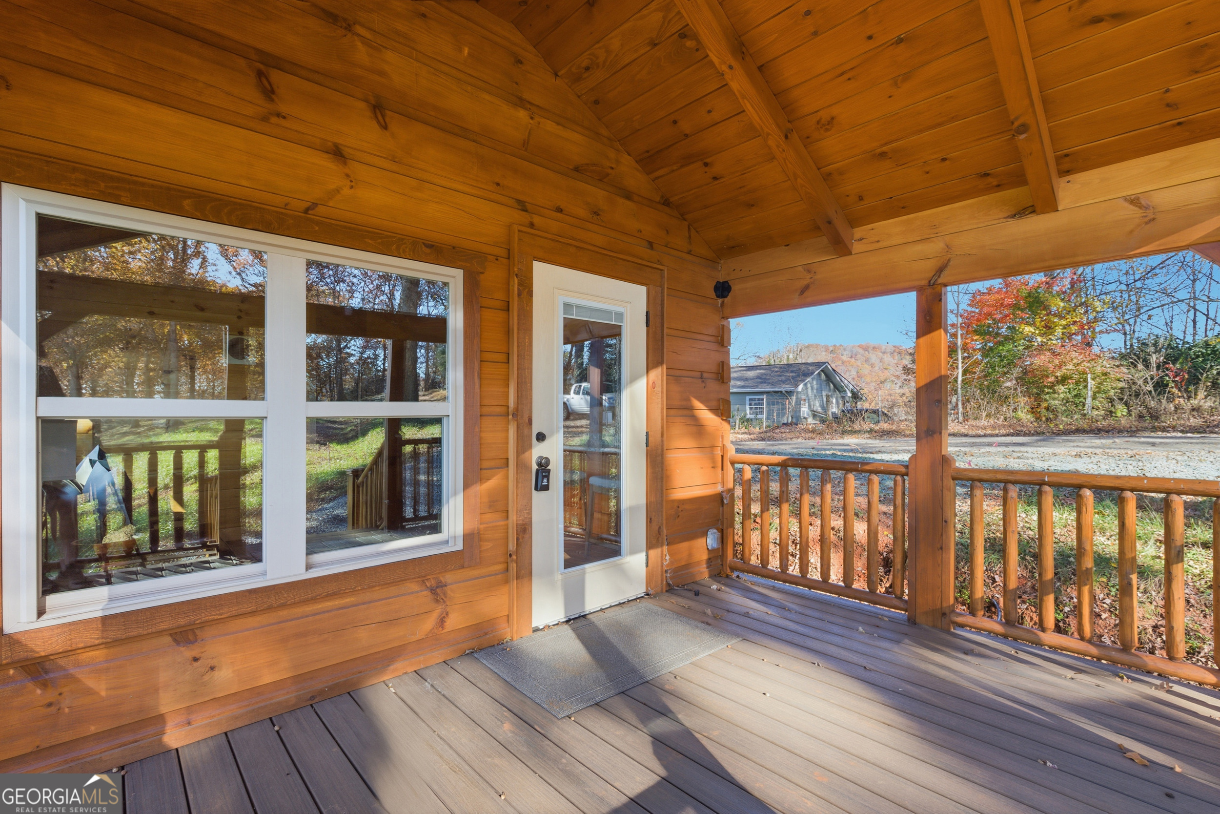 527 Saunders Road Franklin, NC 28734 - Photo 6 of 17
