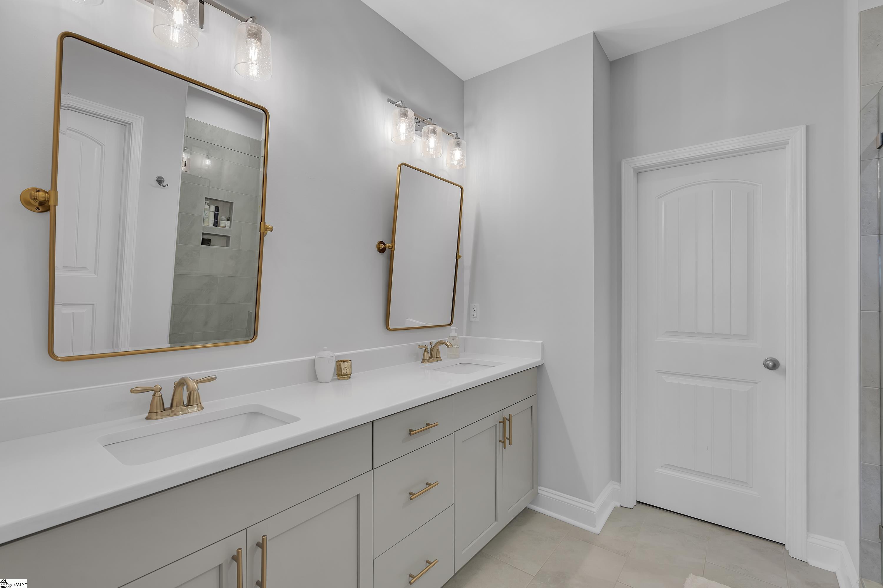 18 Hasbrook Lane Greenville, SC 29607 - Photo 11 of 27
