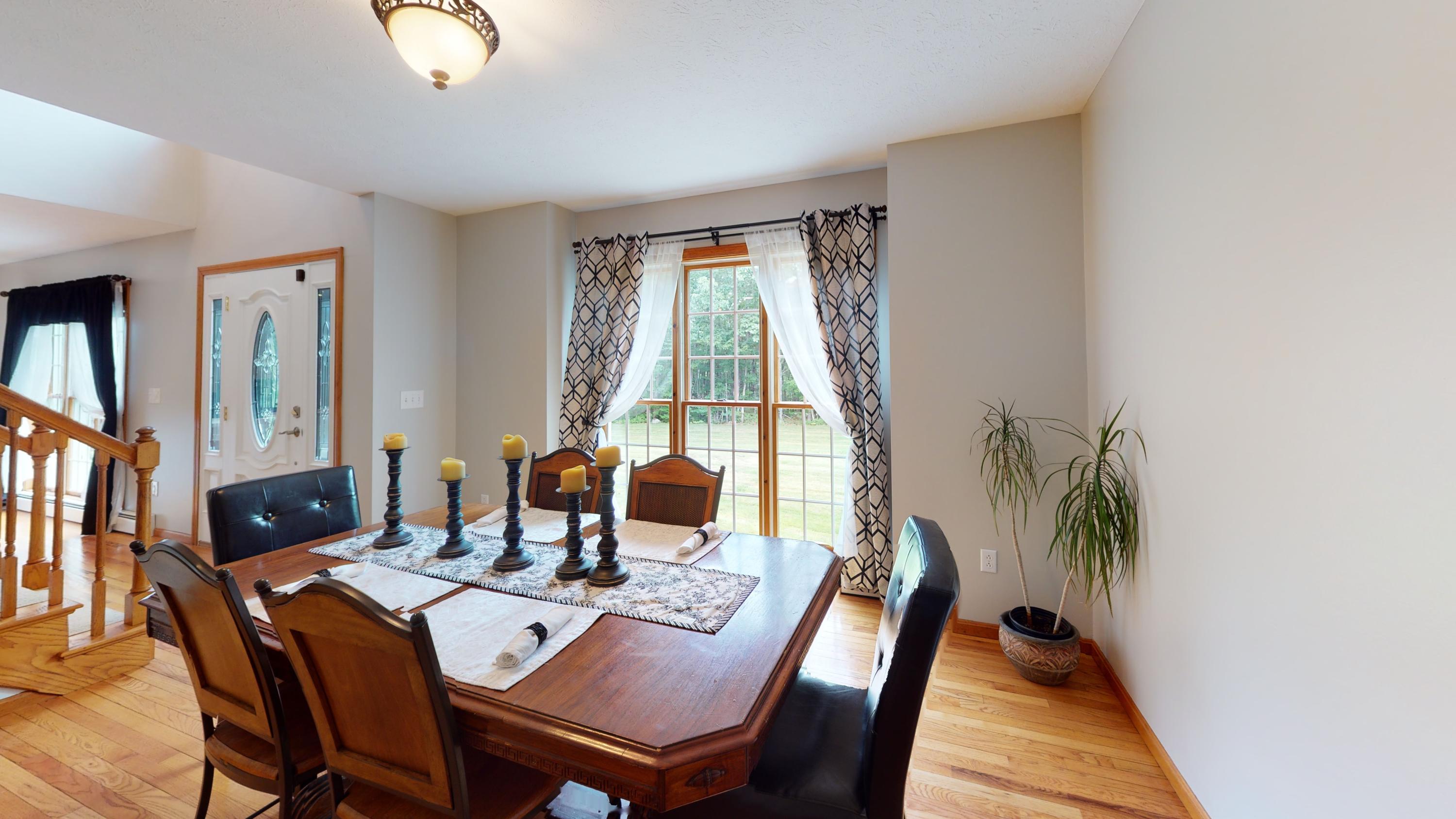 24 Pond Ridge Drive Lewiston, ME 04240 - Photo 26 of 105 24-Pondridge-Dr-Lewiston-Maine-04240-Din