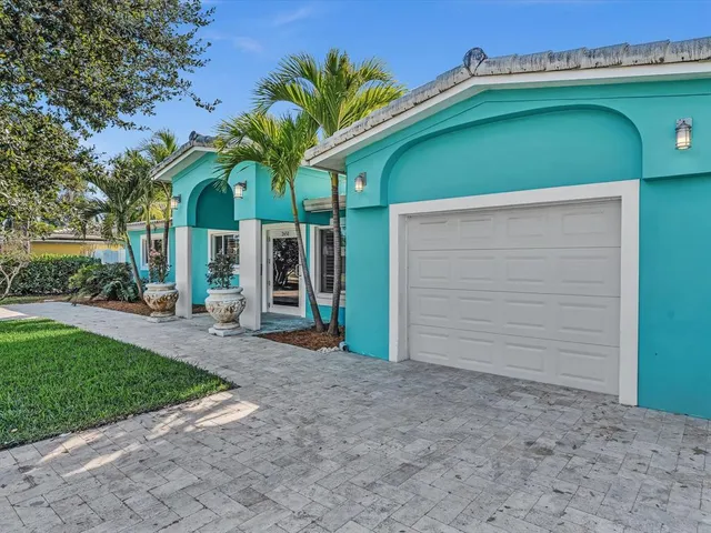 $895,000 | 2650 Northeast 20th Street, Pompano Beach, FL 33062