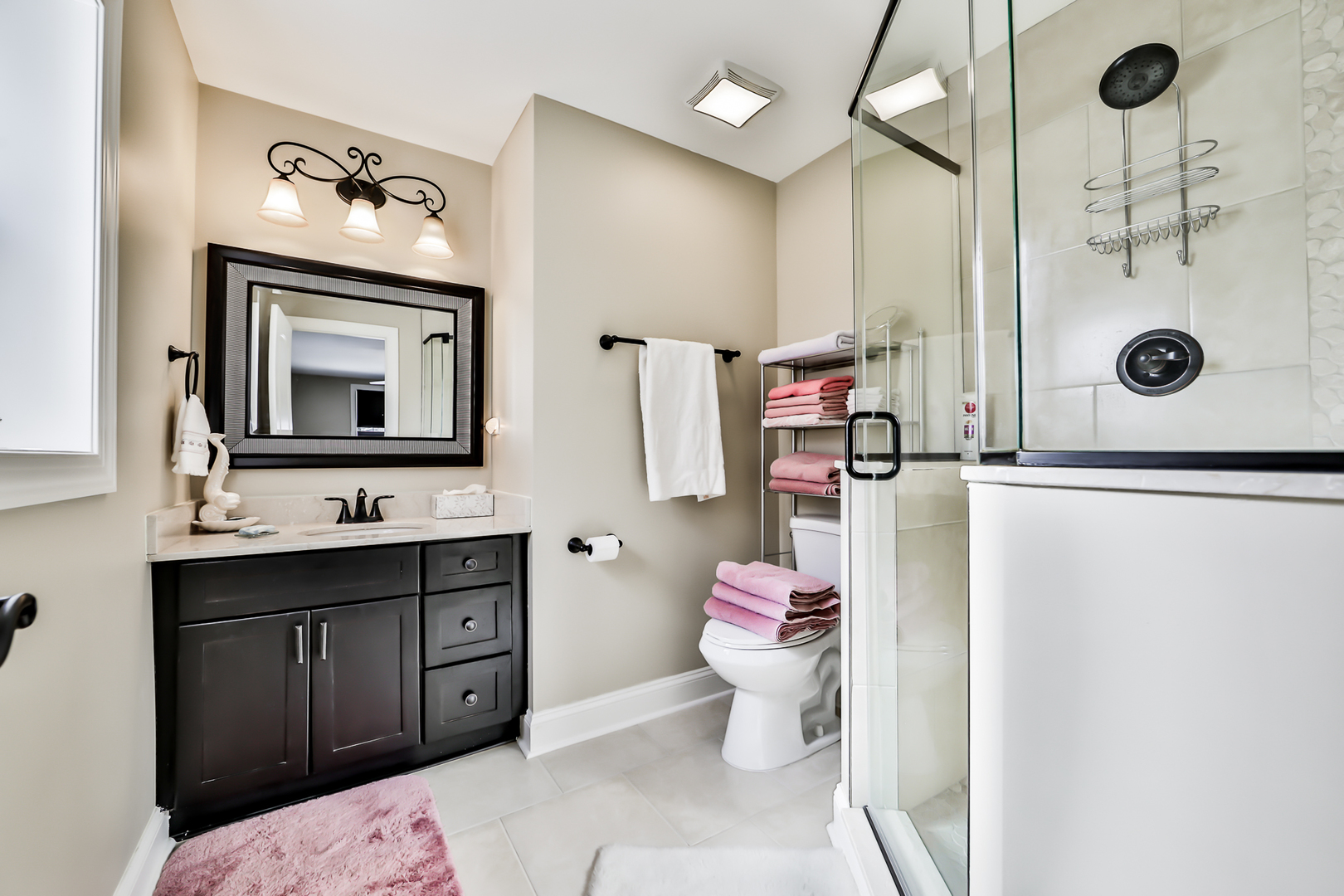 587 Selborne Road Riverside, IL 60546 - Photo 22 of 38
