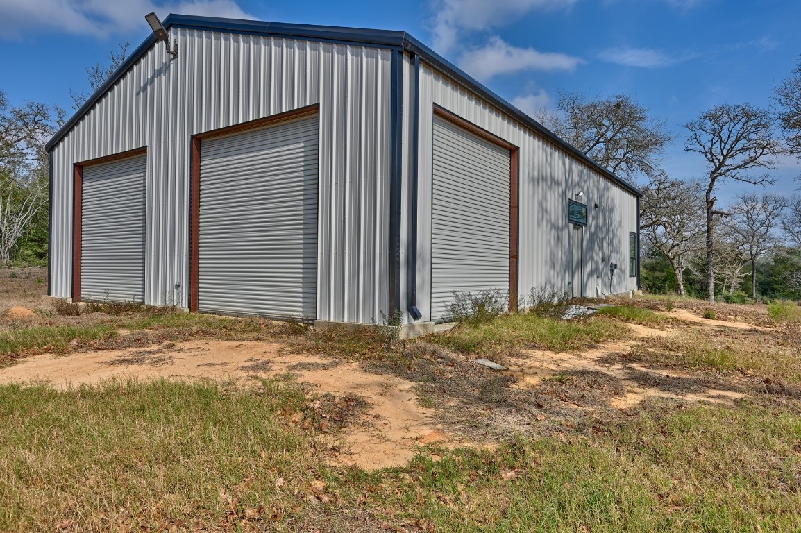 25504 Squirrel Road New Ulm, TX 78950 - Photo 30 of 37