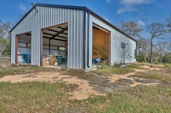 $600,000 | 25504 Squirrel Road, New Ulm, TX 78950