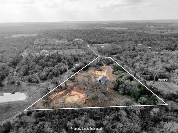 $600,000 | 25504 Squirrel Road, New Ulm, TX 78950