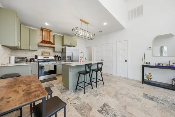 $600,000 | 25504 Squirrel Road, New Ulm, TX 78950