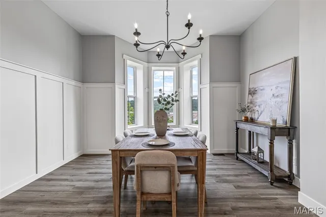 $425,000 | 422 North 2nd Street, De Soto, MO 63020