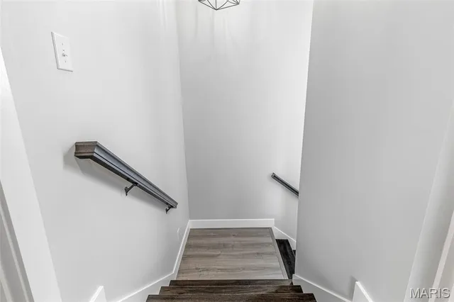 $425,000 | 422 North 2nd Street, De Soto, MO 63020