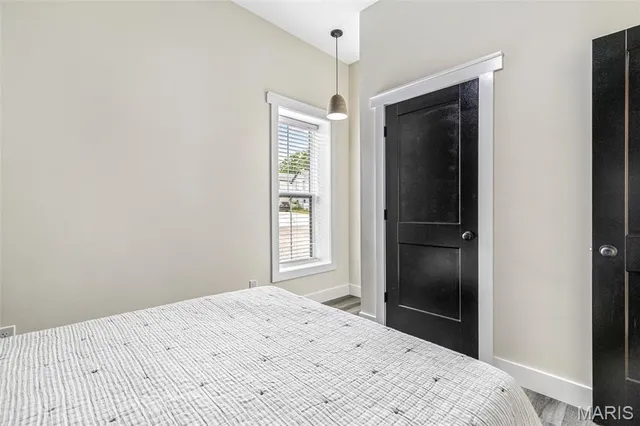 $425,000 | 422 North 2nd Street, De Soto, MO 63020