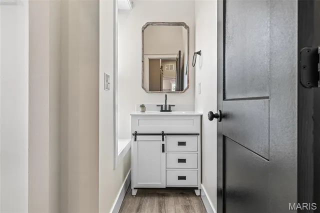 $425,000 | 422 North 2nd Street, De Soto, MO 63020