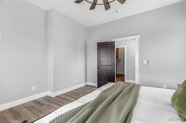 $425,000 | 422 North 2nd Street, De Soto, MO 63020