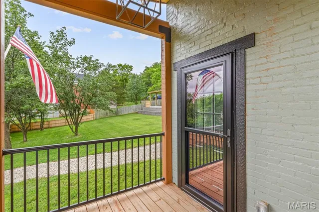 $425,000 | 422 North 2nd Street, De Soto, MO 63020